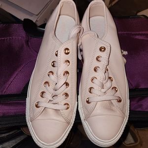 Rosegold rose pink leather converse womens 8.5 low tops